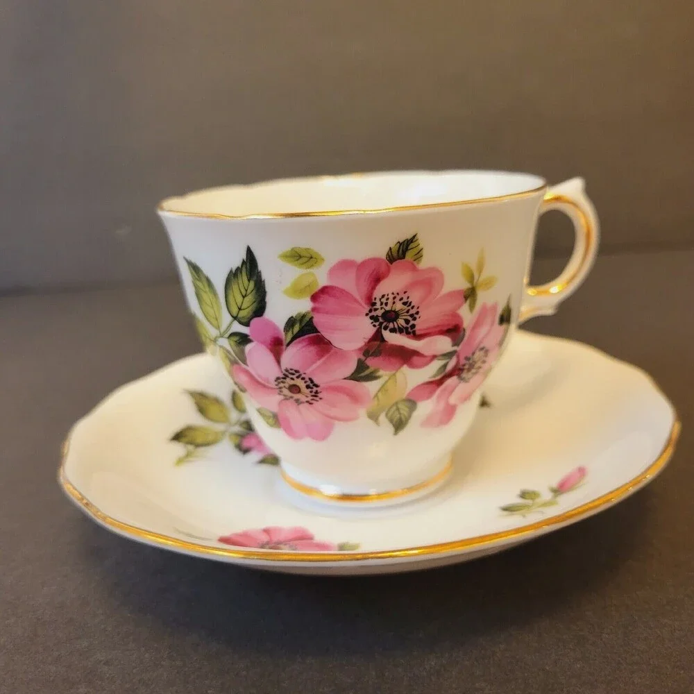 Vtg Royal Vale England Hand Painted Pink  Floral Design Teacup & Saucer Set